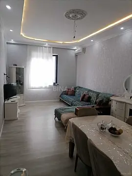 Satılır 5 otaqlı həyət evi 180 m²