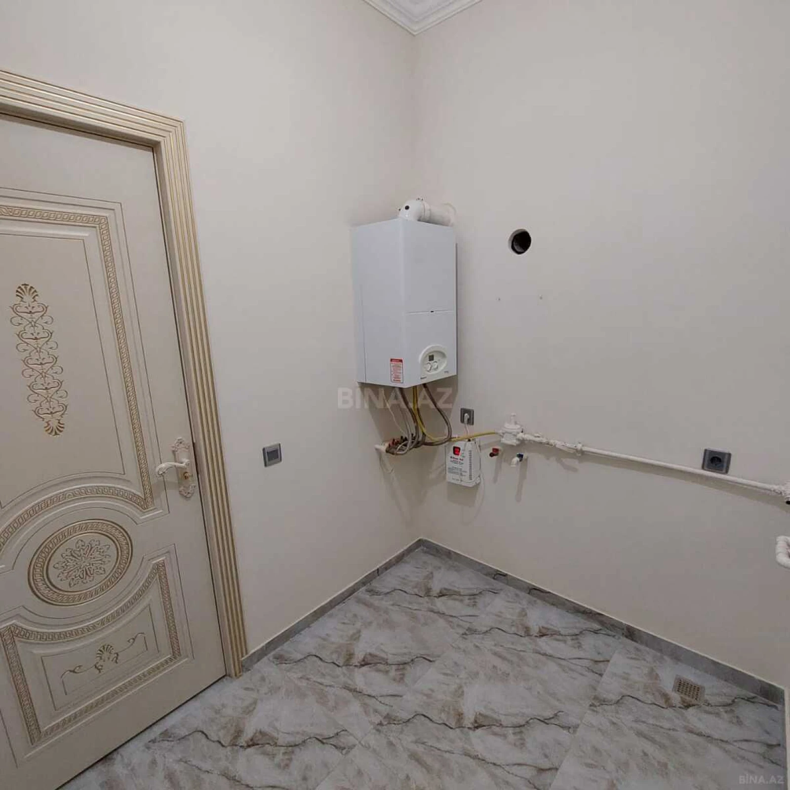 Satılır 7 otaqlı həyət evi 210 m²