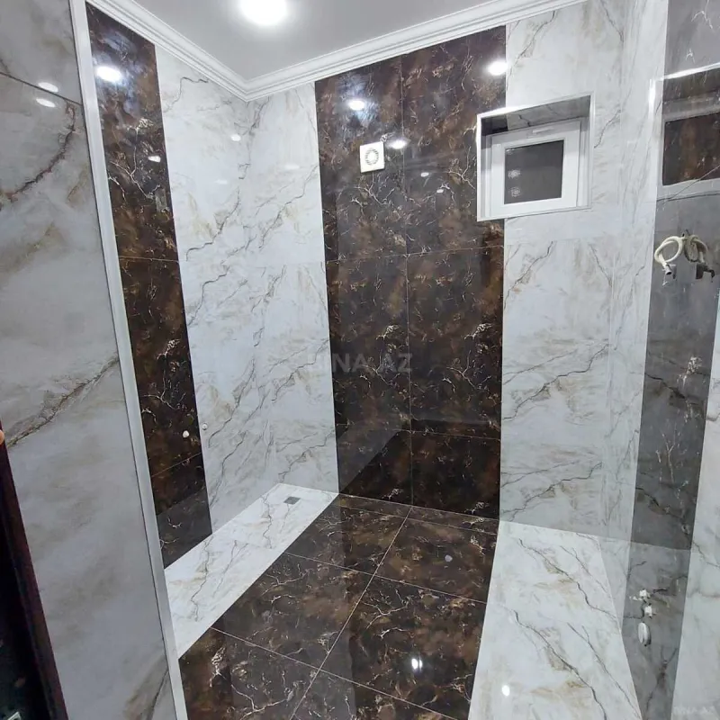 Satılır 7 otaqlı həyət evi 210 m²