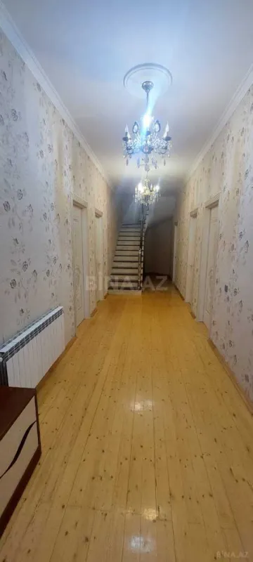 Satılır 7 otaqlı həyət evi 210 m²