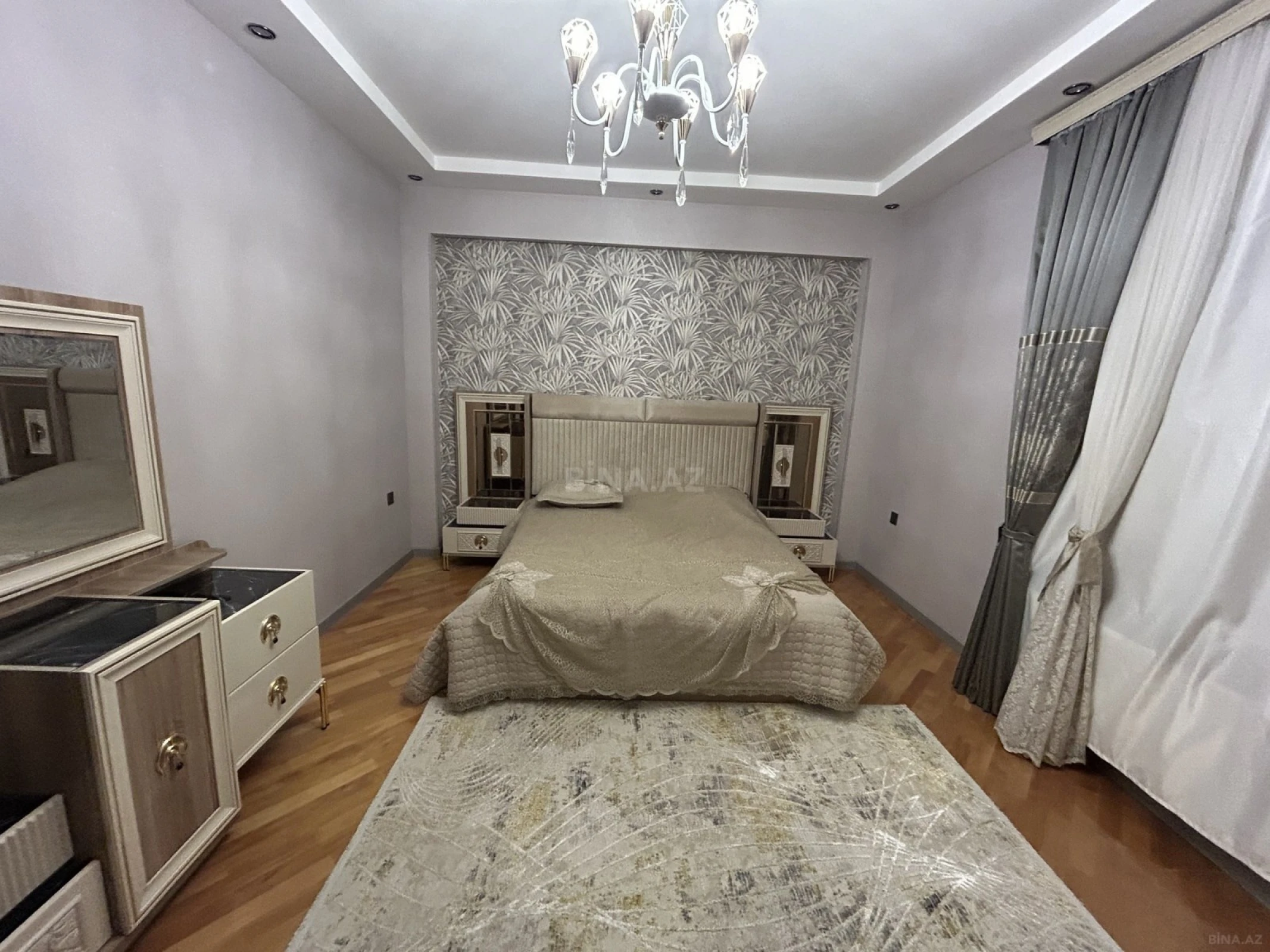 Satılır 3 otaqlı mənzil 96 m²