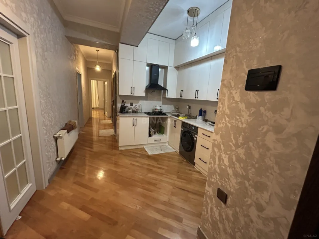 Satılır 3 otaqlı mənzil 96 m²