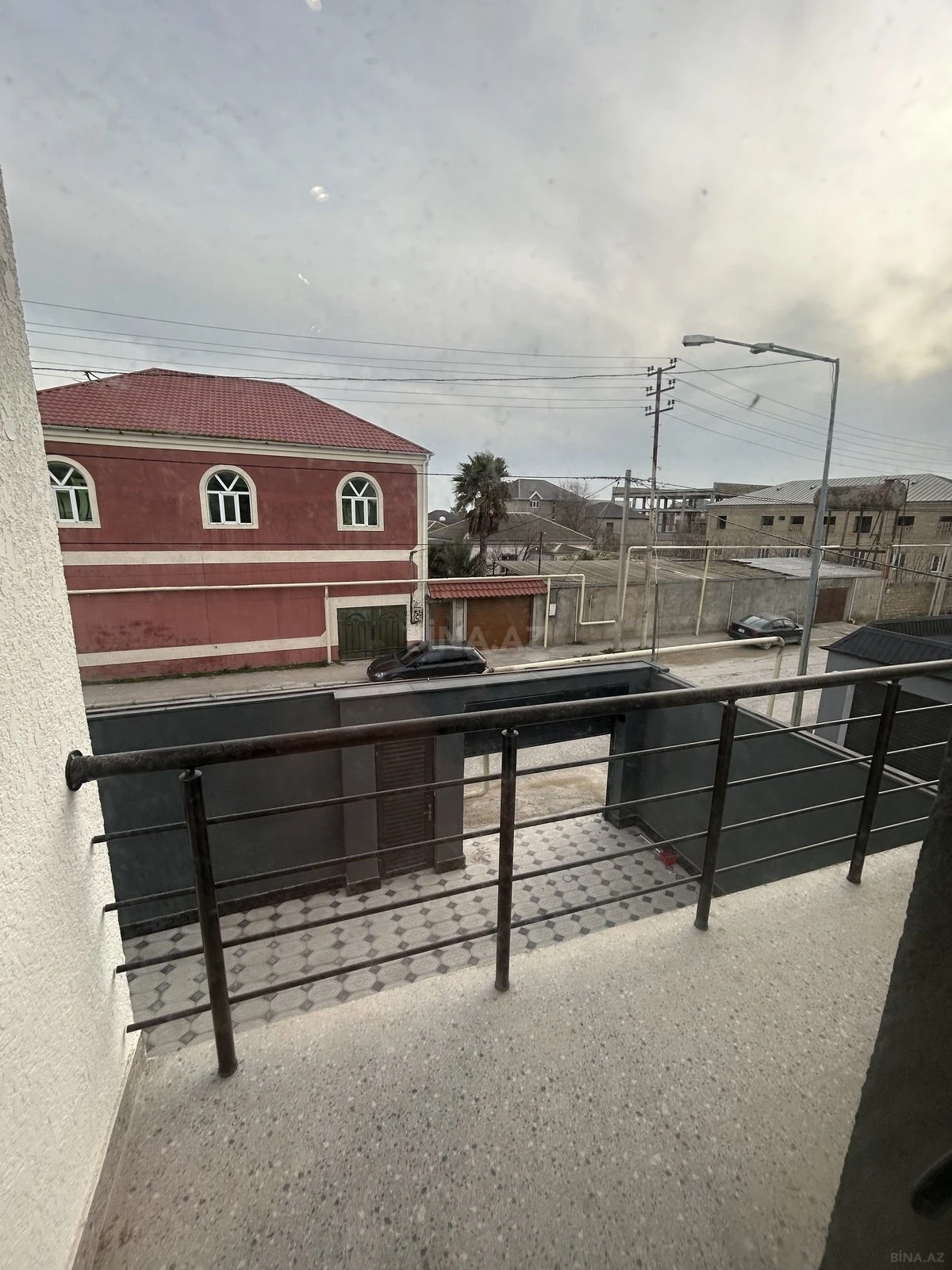 Satılır 5 otaqlı həyət evi 205 m²