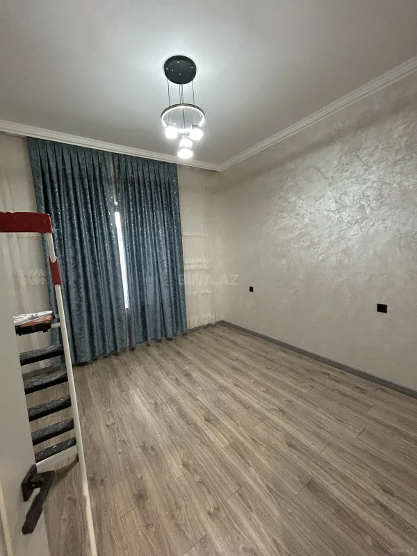 Satılır 5 otaqlı həyət evi 205 m²
