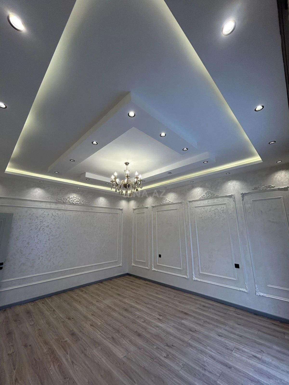 Satılır 5 otaqlı həyət evi 205 m²