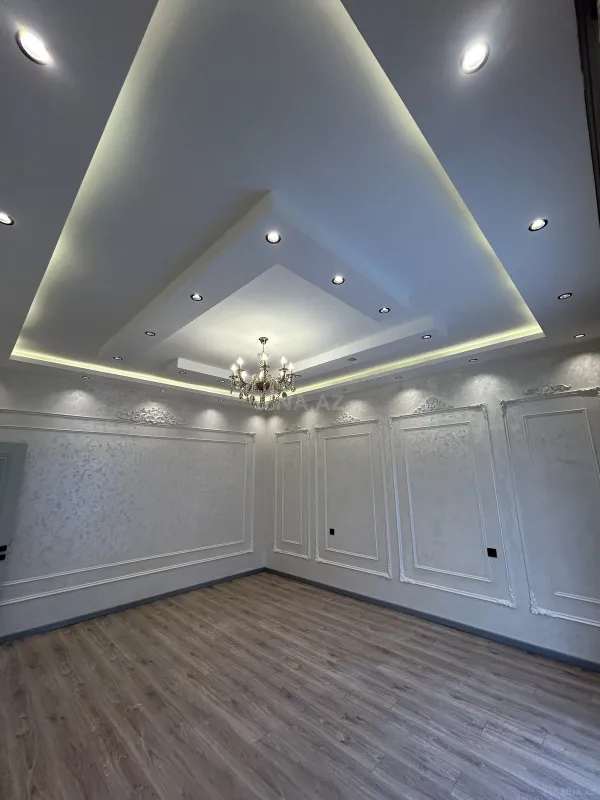 Satılır 5 otaqlı həyət evi 205 m²