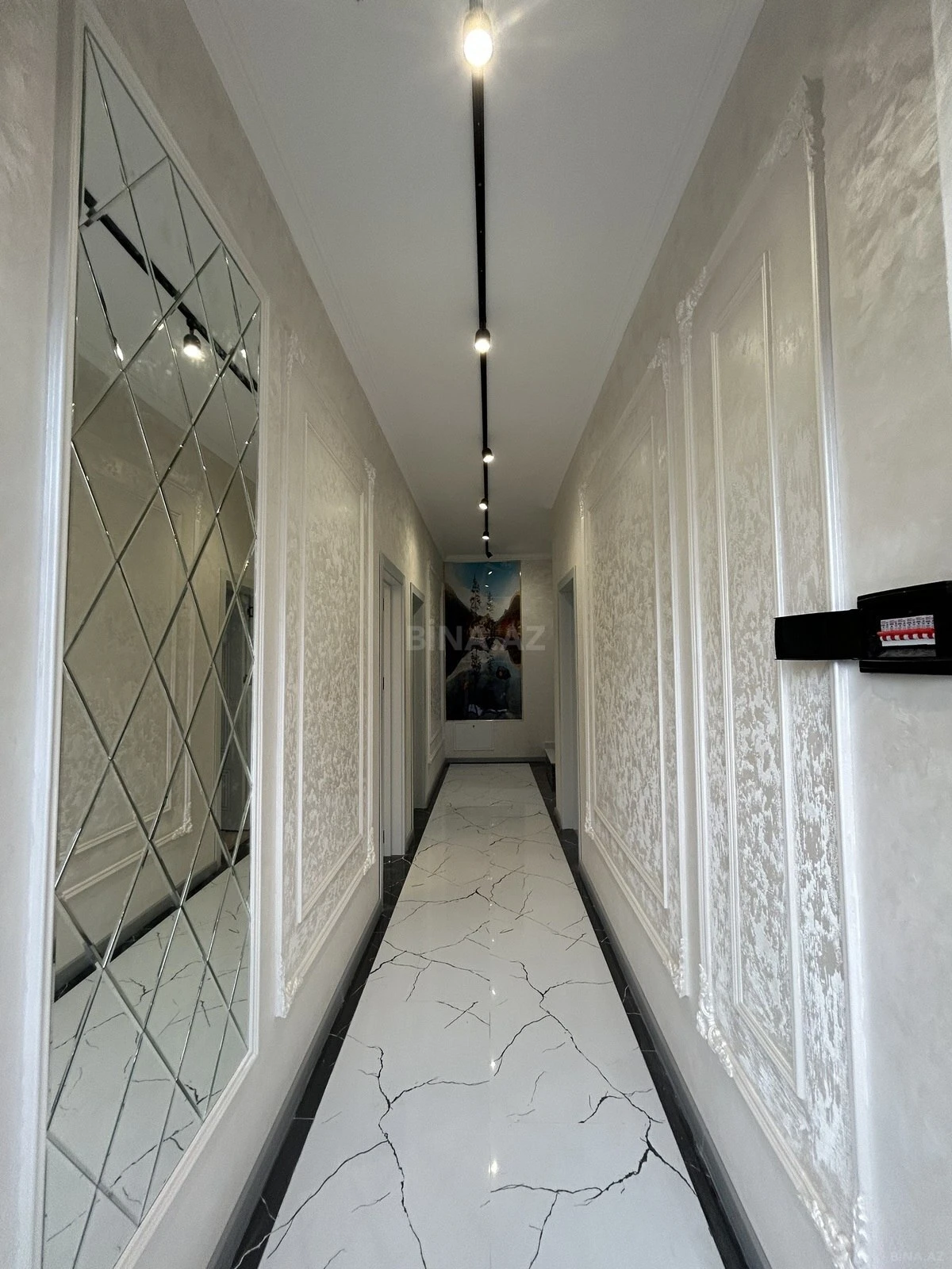 Satılır 5 otaqlı həyət evi 205 m²