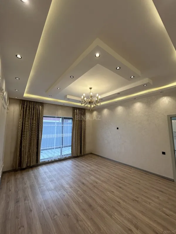 Satılır 5 otaqlı həyət evi 205 m²