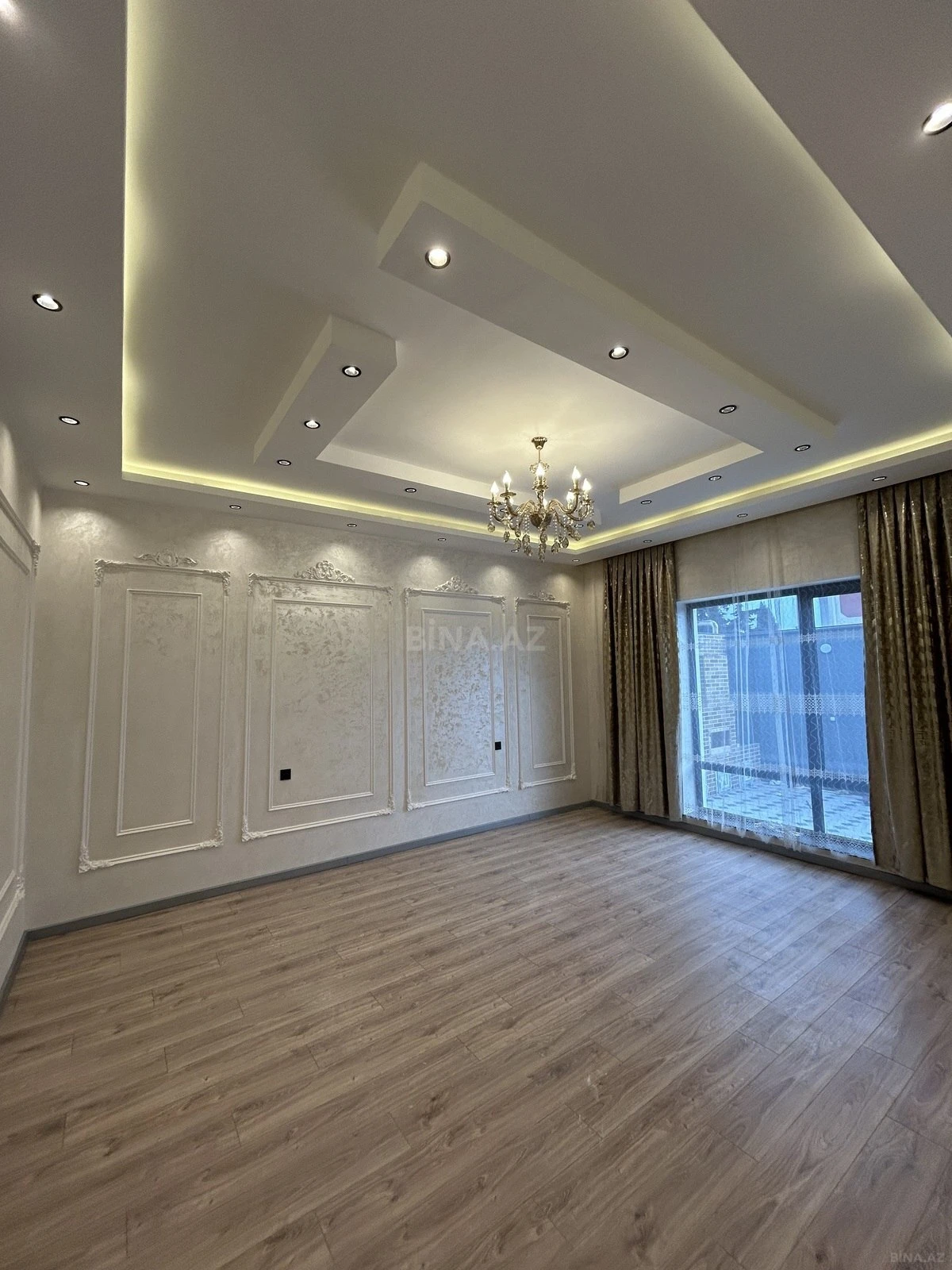 Satılır 5 otaqlı həyət evi 205 m²