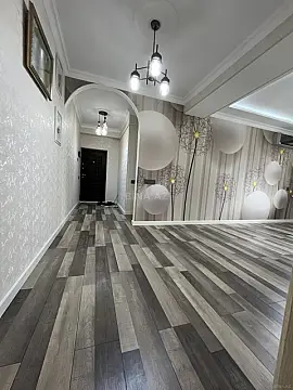 Satılır 3 otaqlı mənzil 83 m²