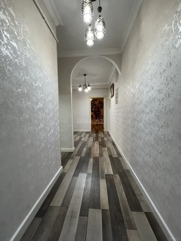 Satılır 3 otaqlı mənzil 83 m²