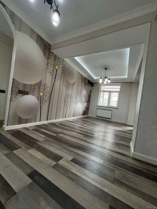 Satılır 3 otaqlı mənzil 83 m²