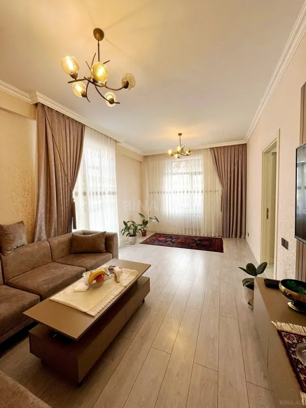 Satılır 3 otaqlı mənzil 98 m²
