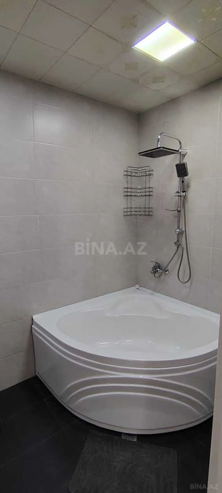 Satılır 2 otaqlı mənzil 80 m²