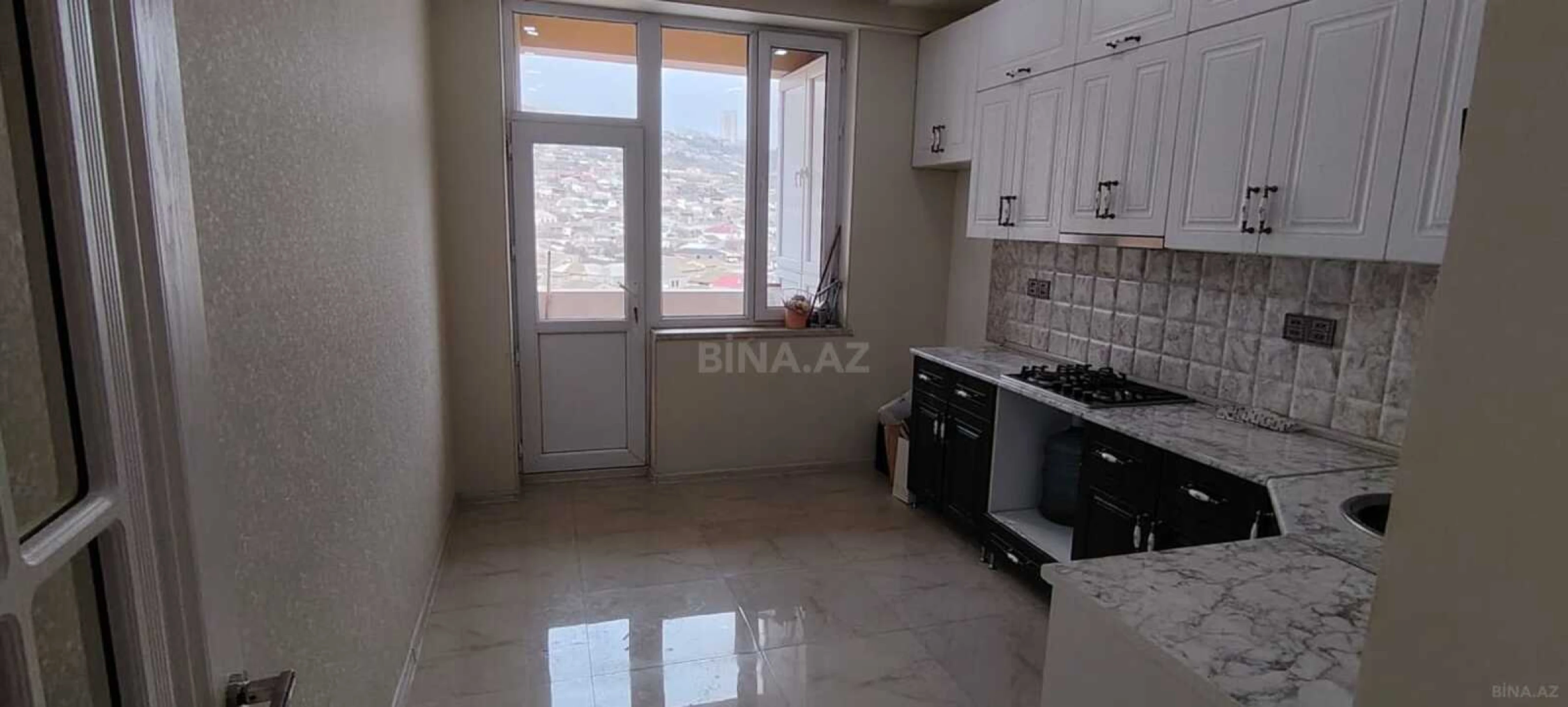 Satılır 2 otaqlı mənzil 80 m²