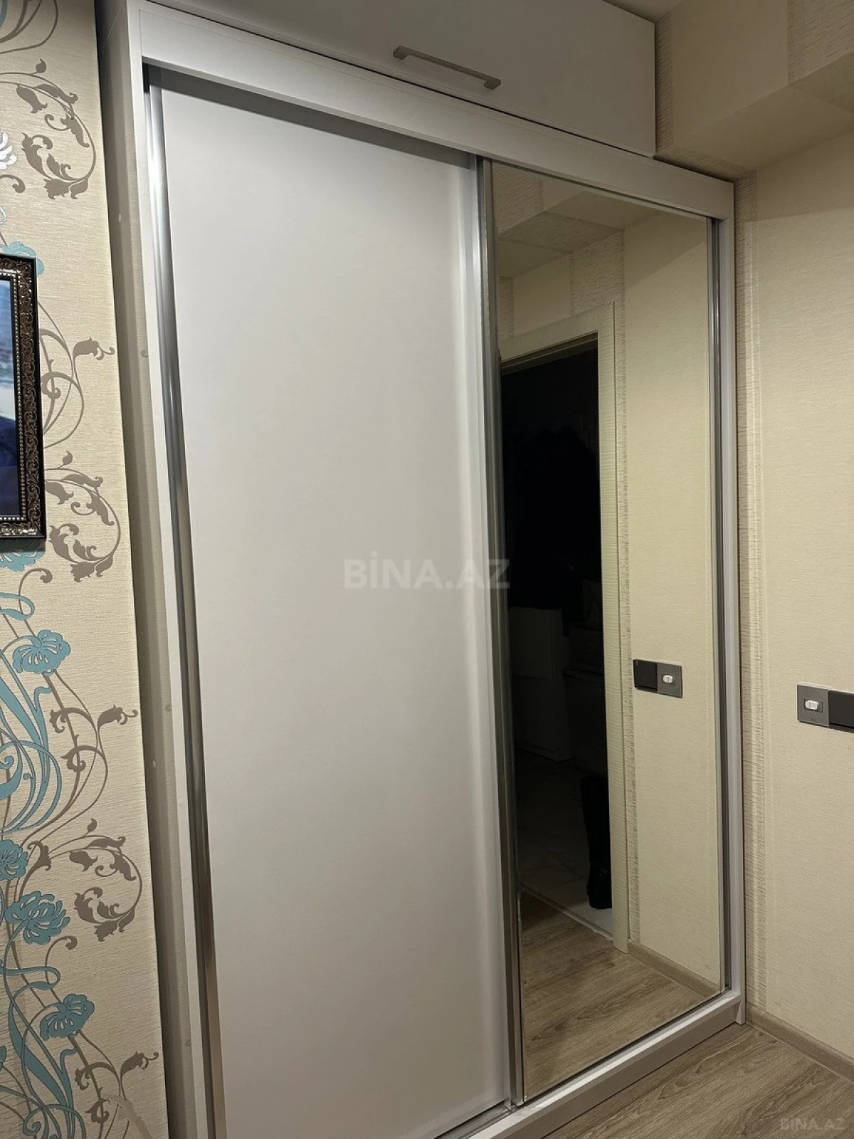 Satılır 2 otaqlı mənzil 67 m²