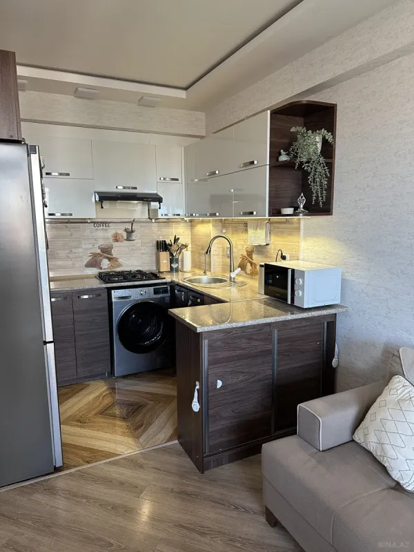 Satılır 2 otaqlı mənzil 67 m²