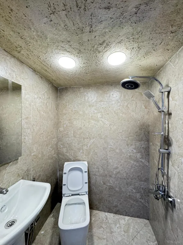 Satılır 4 otaqlı həyət evi 150 m²