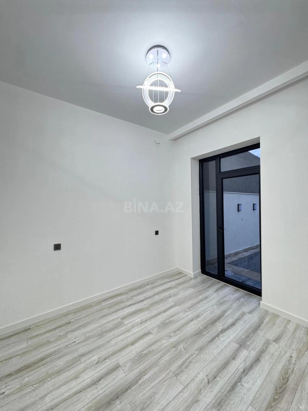 Satılır 4 otaqlı həyət evi 150 m²