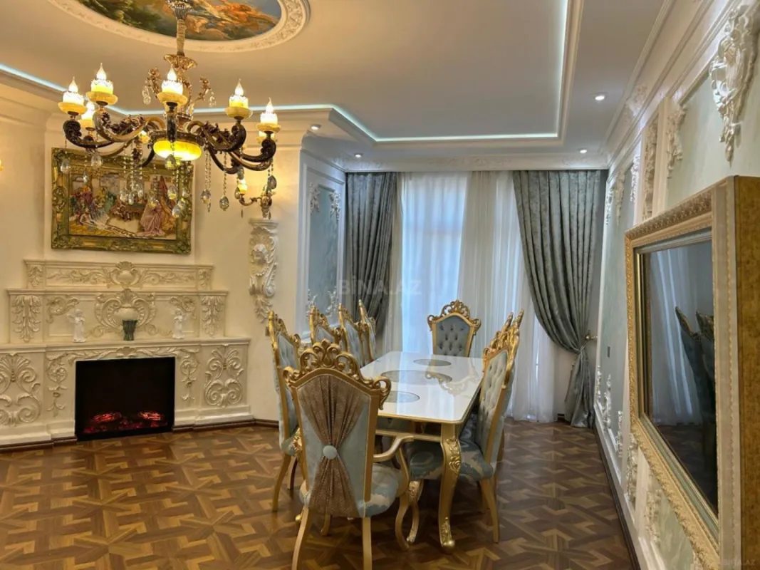 Satılır 4 otaqlı mənzil 160 m²