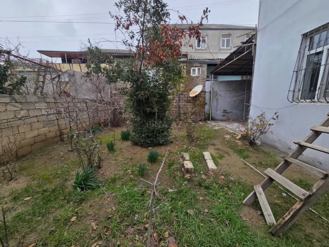 Satılır 4 otaqlı həyət evi 110 m²