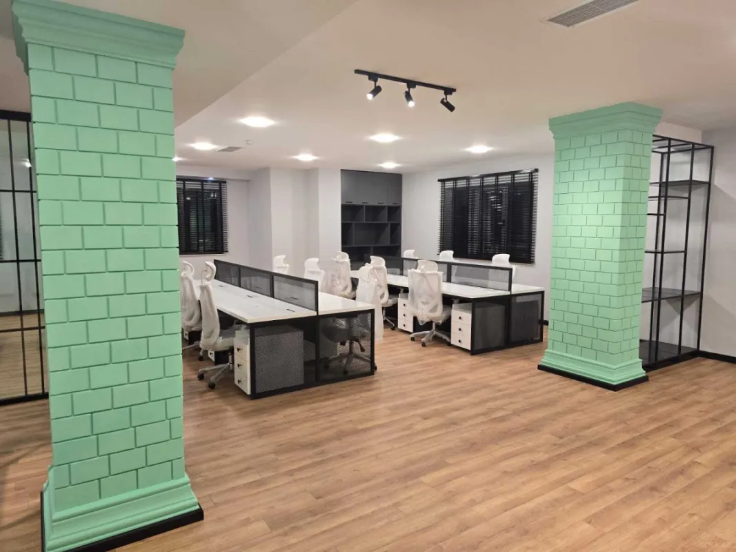 Kirayə verilir 8 otaqlı ofis 200 m²