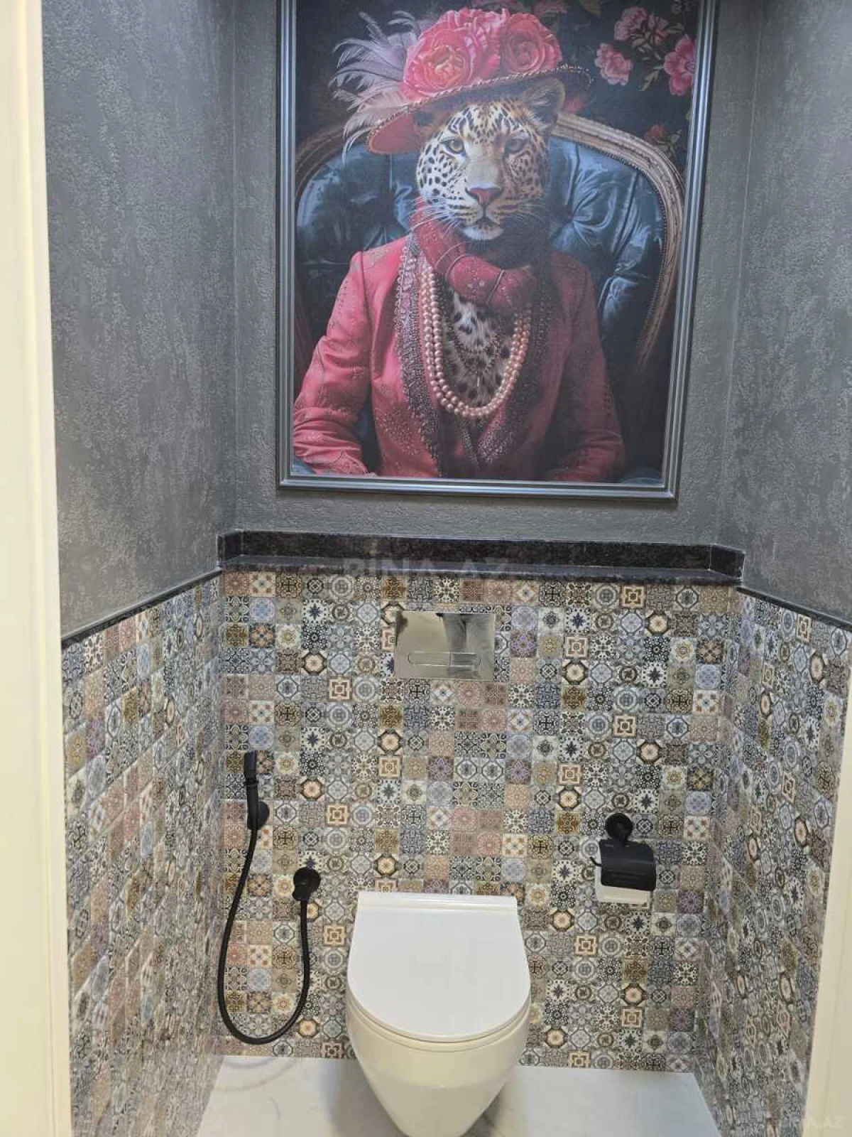 Kirayə verilir 8 otaqlı ofis 200 m²