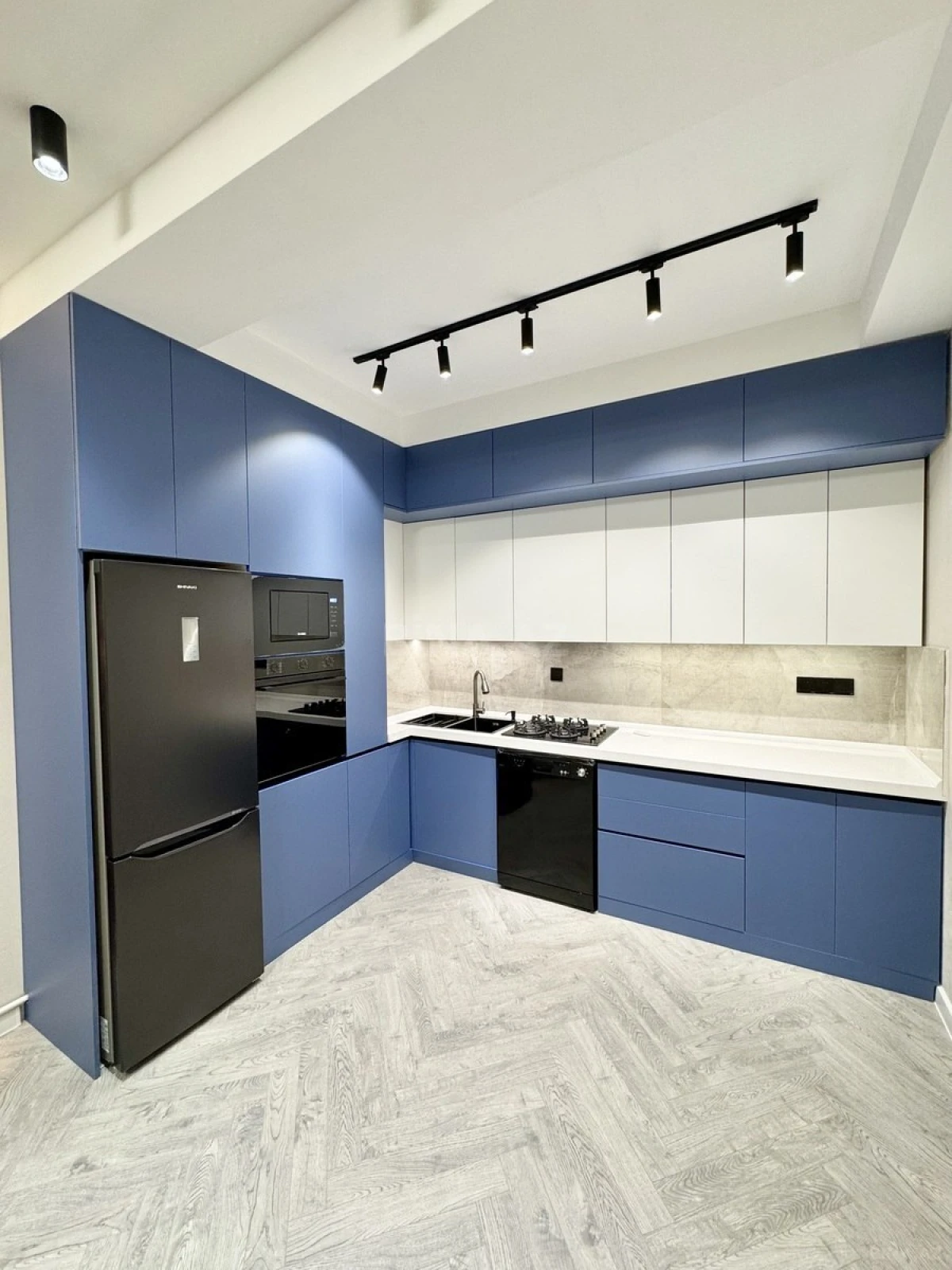 Satılır 3 otaqlı mənzil 70 m²