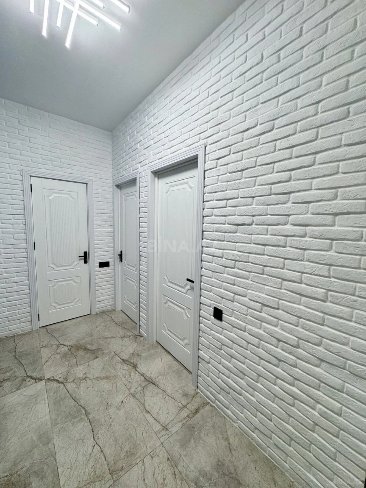 Satılır 3 otaqlı mənzil 70 m²