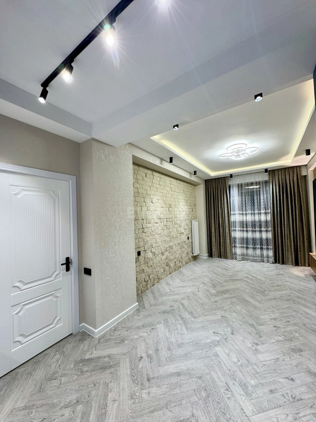 Satılır 3 otaqlı mənzil 70 m²