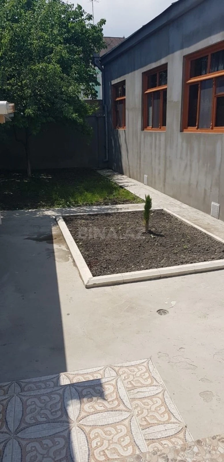 Satılır 3 otaqlı həyət evi 140.9 m²