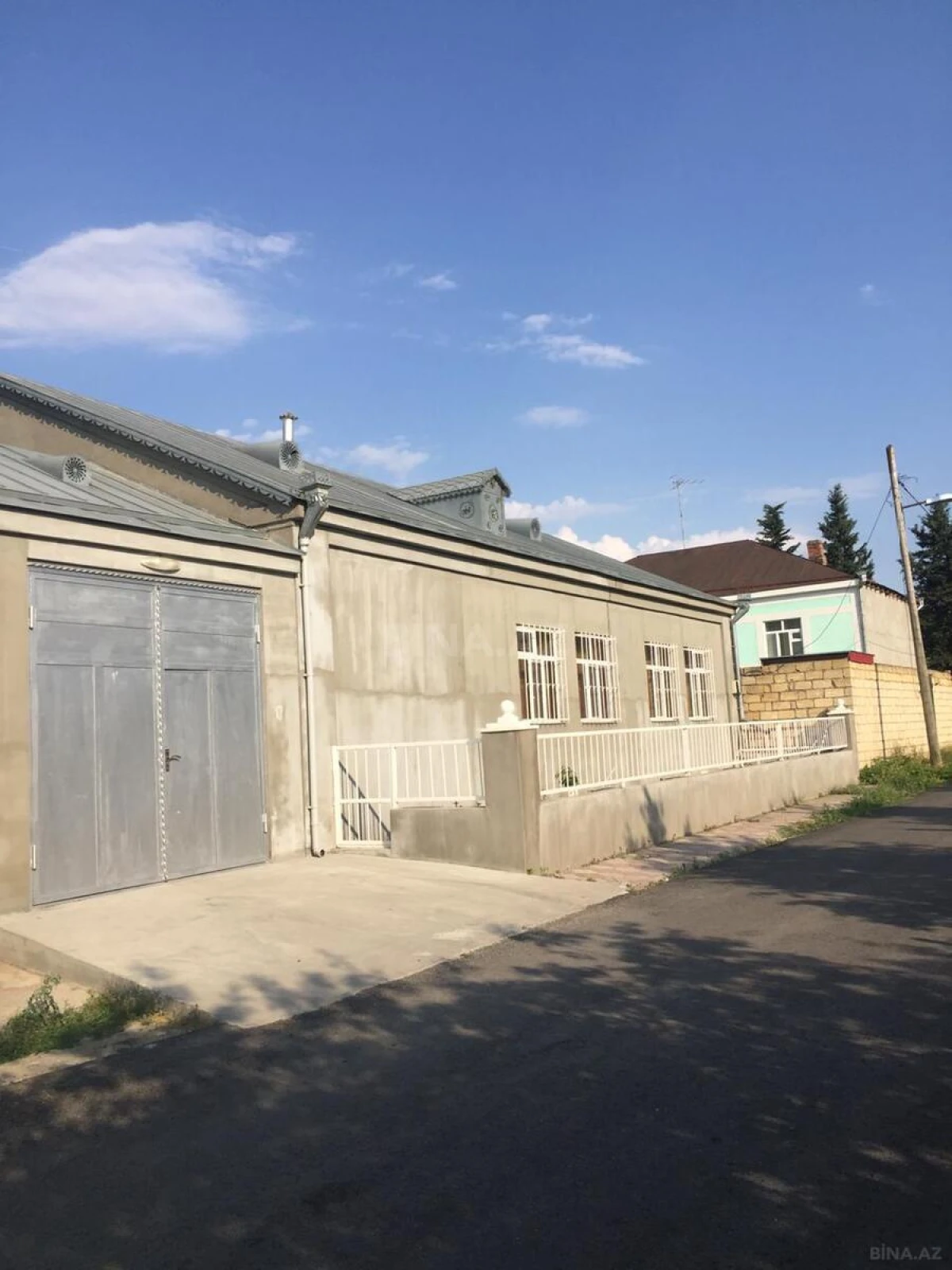 Satılır 3 otaqlı həyət evi 140.9 m²