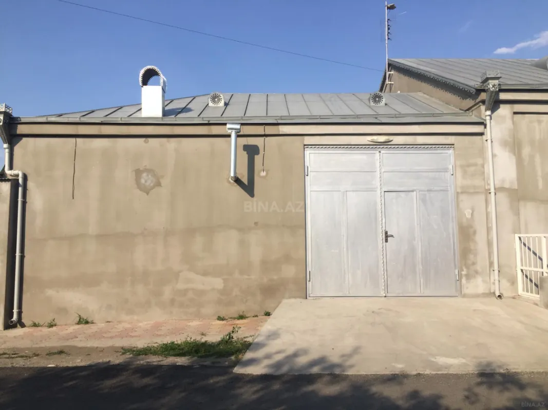 Satılır 3 otaqlı həyət evi 140.9 m²