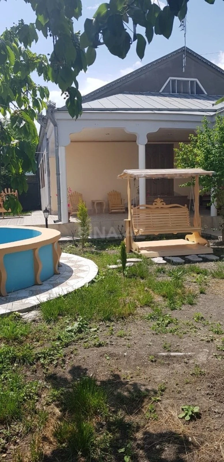 Satılır 3 otaqlı həyət evi 140.9 m²