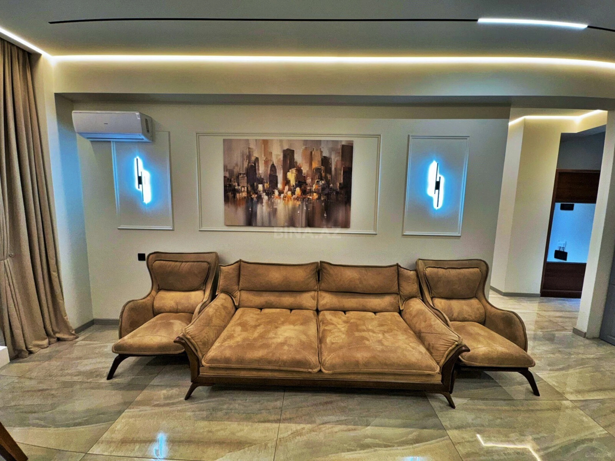 Satılır 3 otaqlı mənzil 114 m²