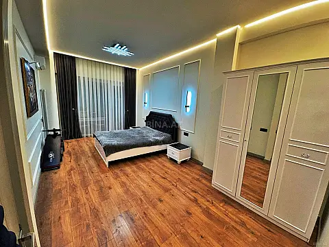 Satılır 3 otaqlı mənzil 114 m²