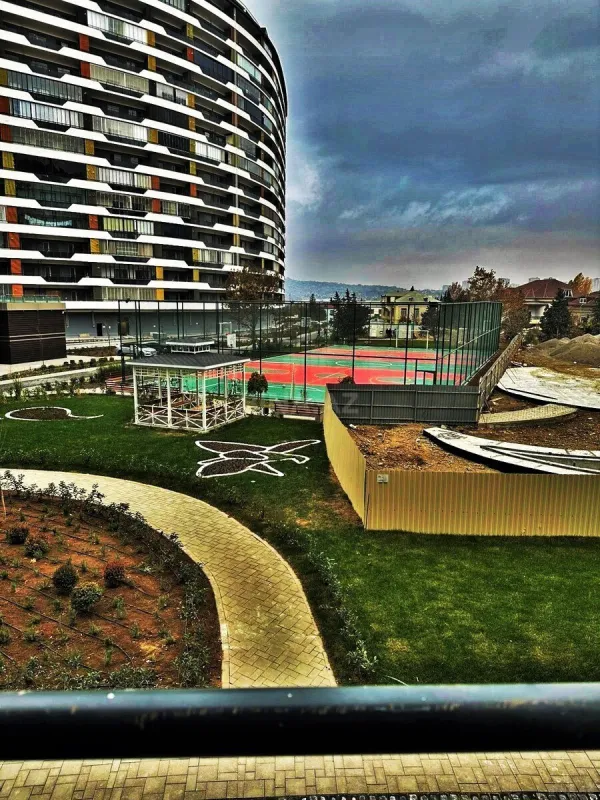 Satılır 3 otaqlı mənzil 114 m²