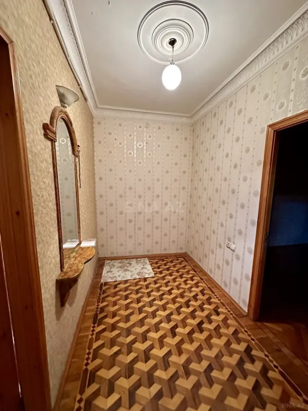 Satılır 2 otaqlı mənzil 65 m²
