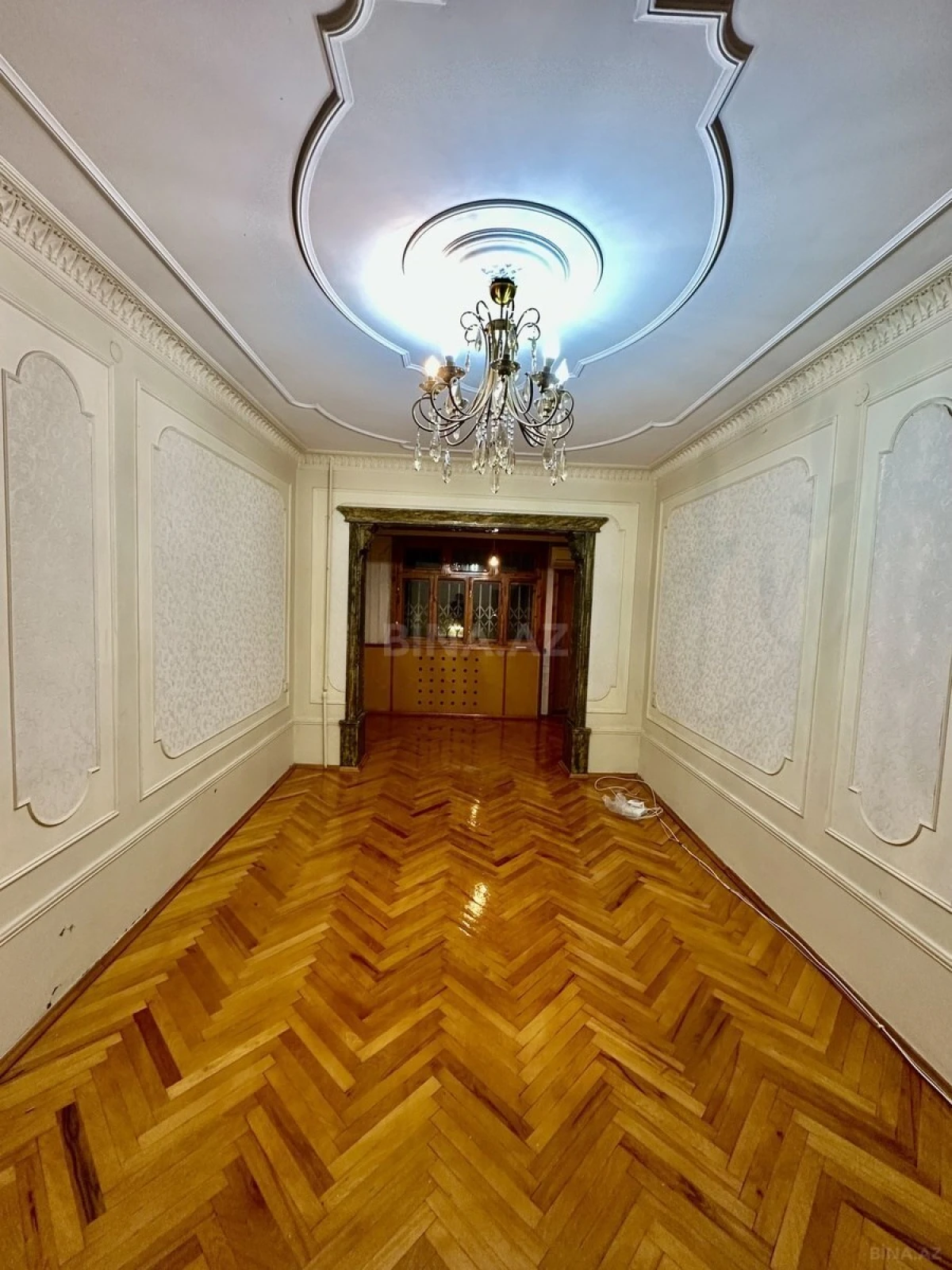 Satılır 2 otaqlı mənzil 65 m²