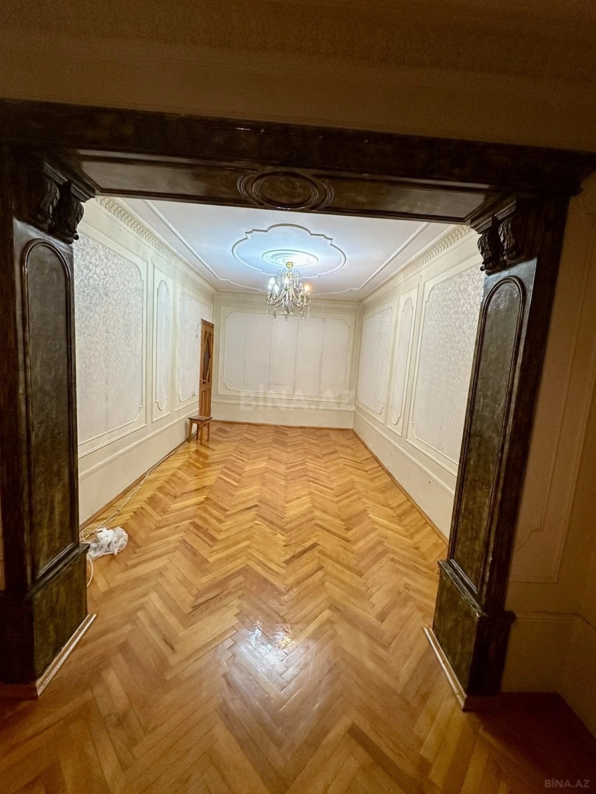 Satılır 2 otaqlı mənzil 65 m²