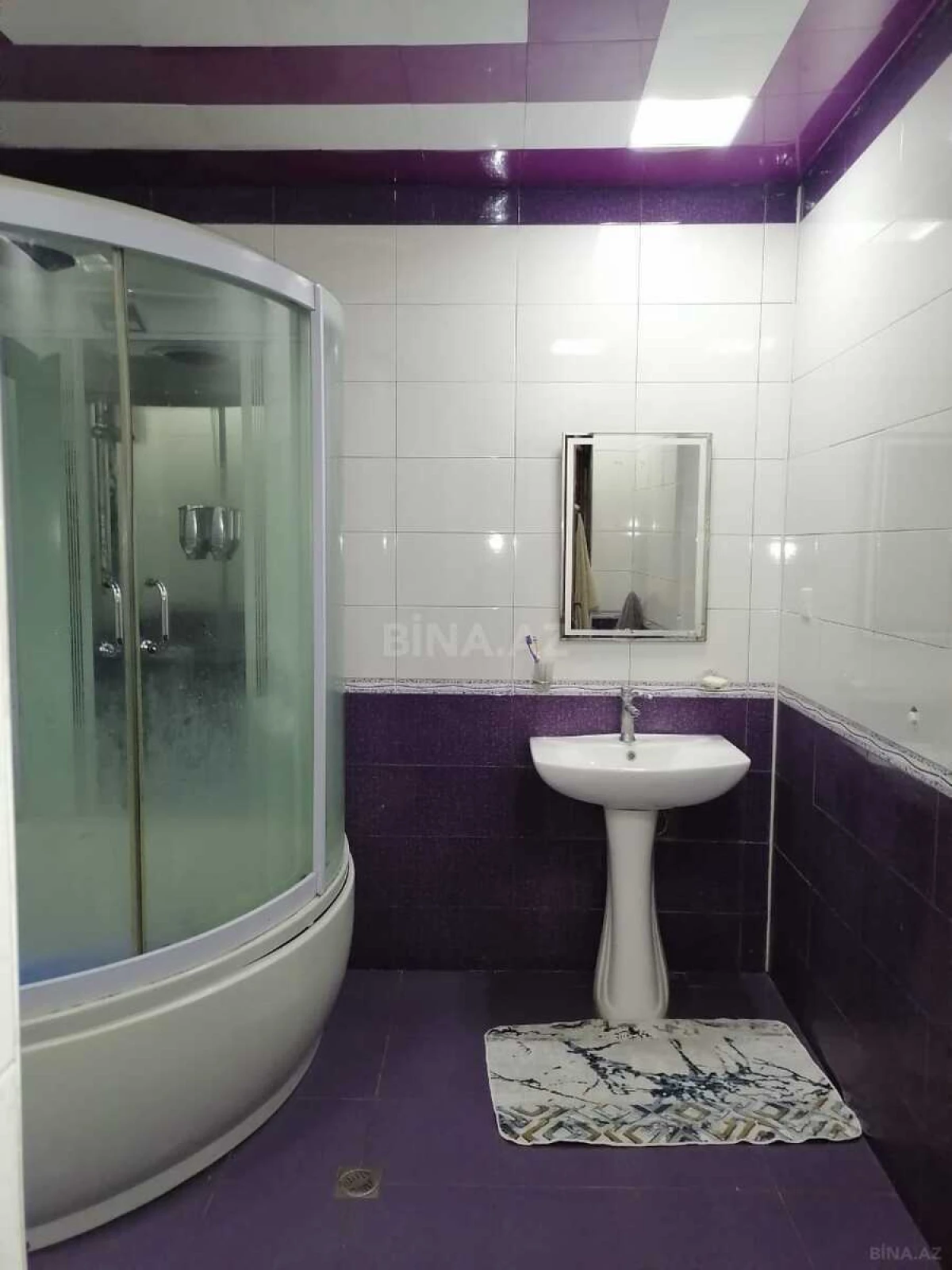 Satılır 6 otaqlı həyət evi 202 m²