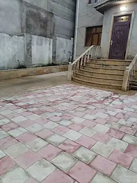 Satılır 6 otaqlı həyət evi 202 m²