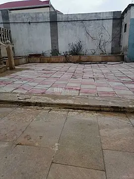 Satılır 6 otaqlı həyət evi 202 m²