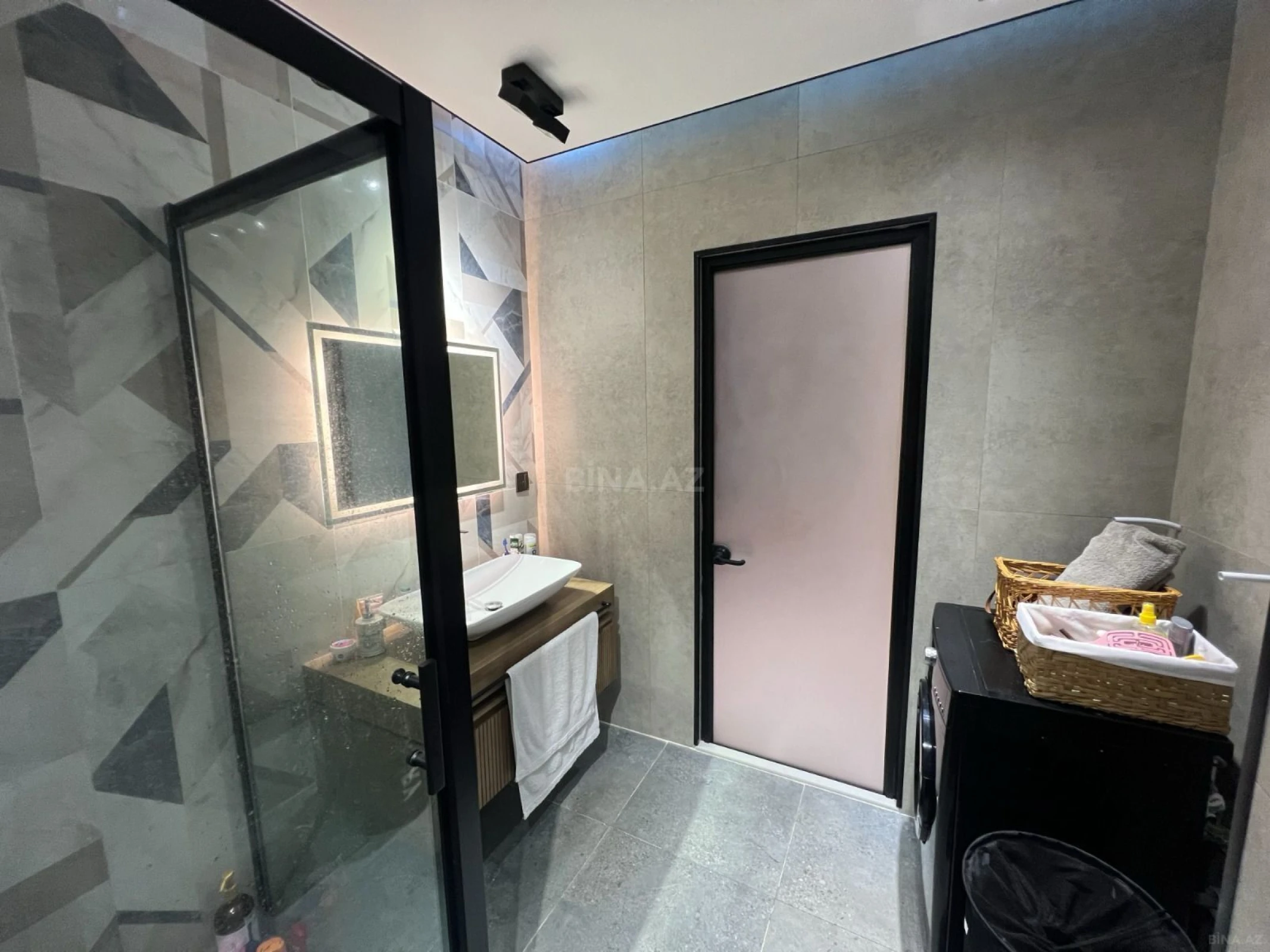 Satılır 3 otaqlı mənzil 75 m²