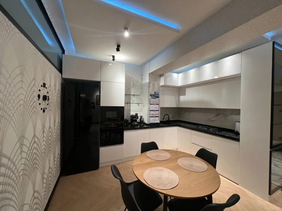 Satılır 3 otaqlı mənzil 75 m²
