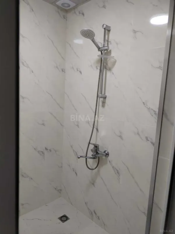 Satılır 4 otaqlı mənzil 90 m²