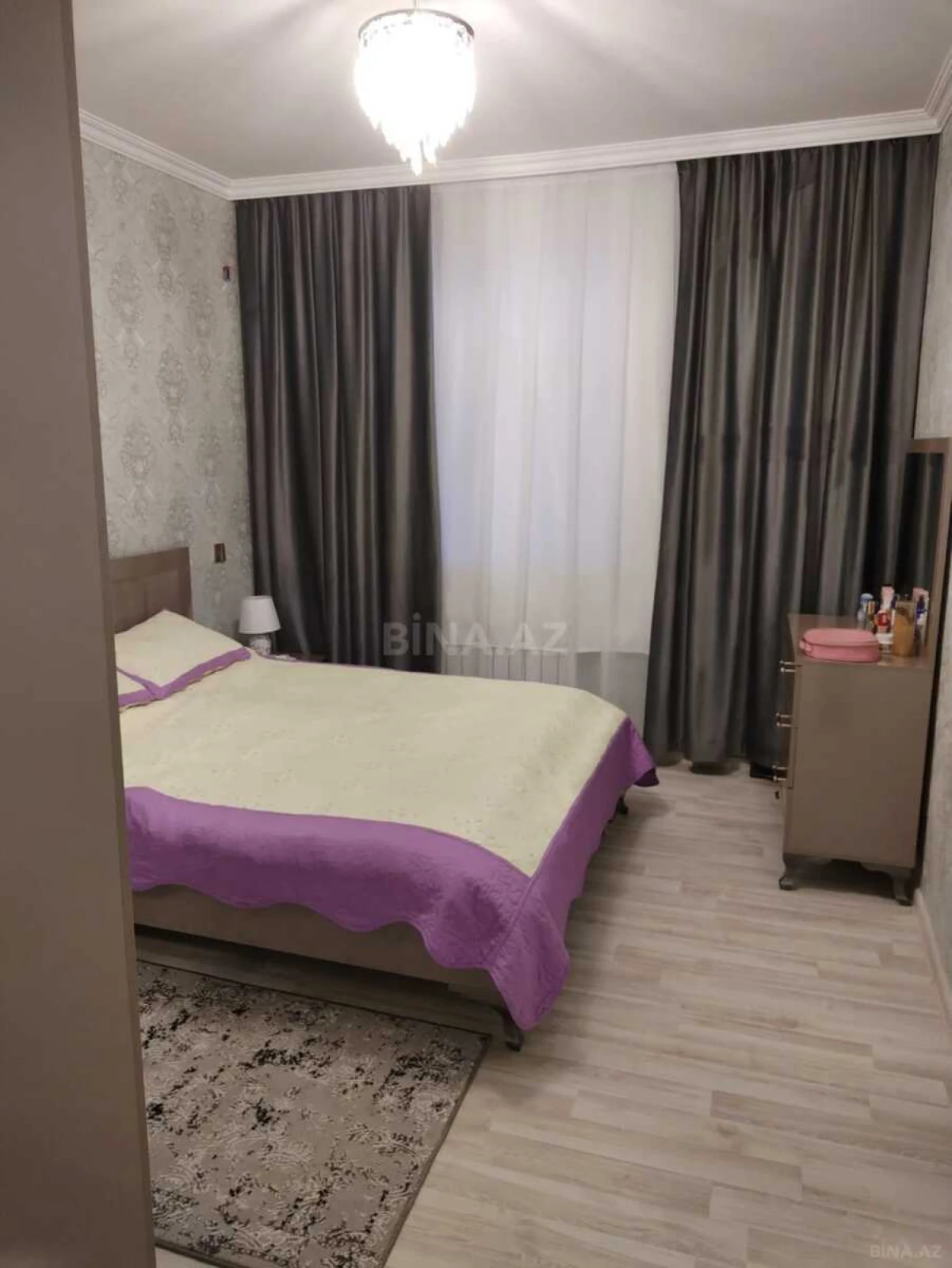 Satılır 4 otaqlı mənzil 90 m²