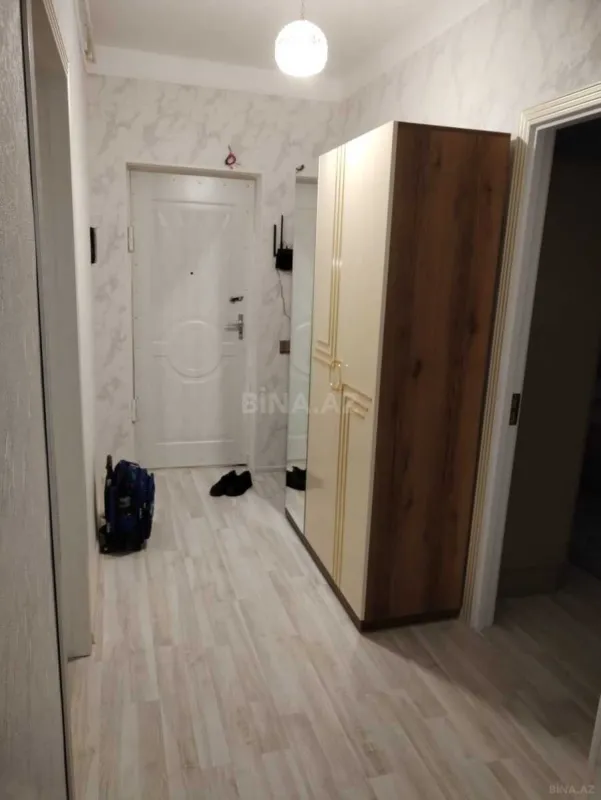Satılır 4 otaqlı mənzil 90 m²