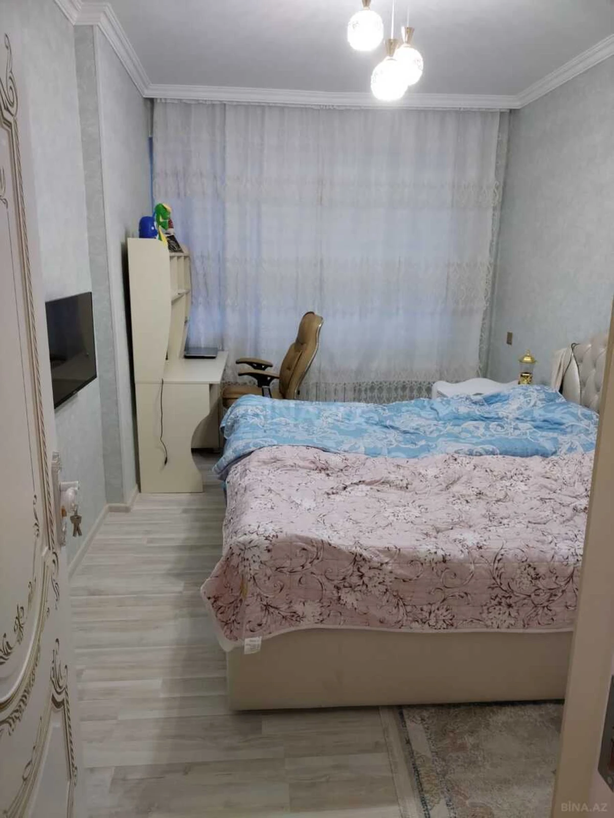 Satılır 4 otaqlı mənzil 90 m²