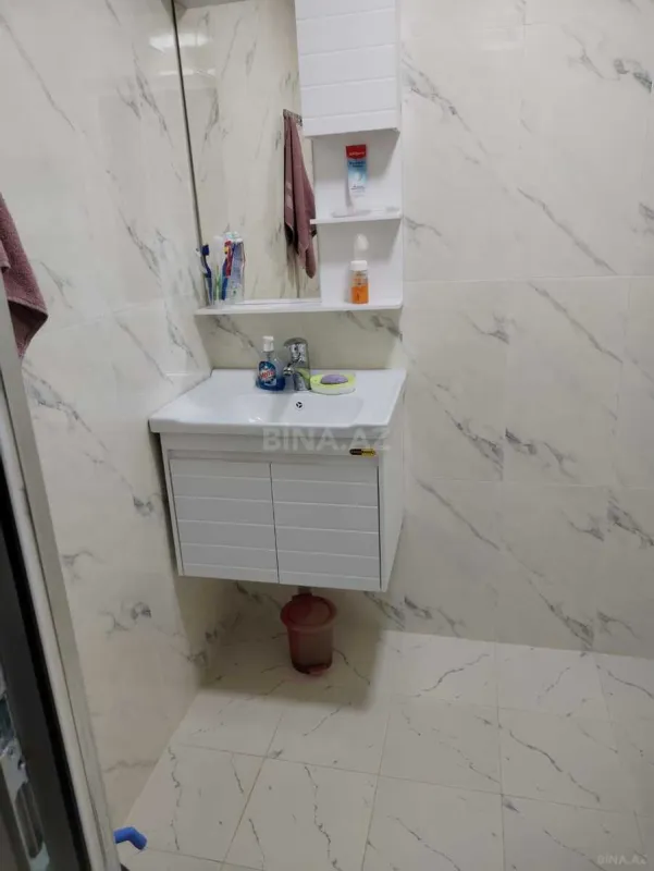 Satılır 4 otaqlı mənzil 90 m²